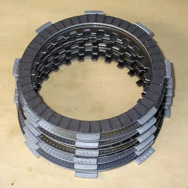 

Motorcycle Clutch Plates for Honda Lifan Haojue Dayun Loncin Sanlg Haojin Haojue CG125 GN150 HJ150 LX125 4/5/6pcs Clutch Discs