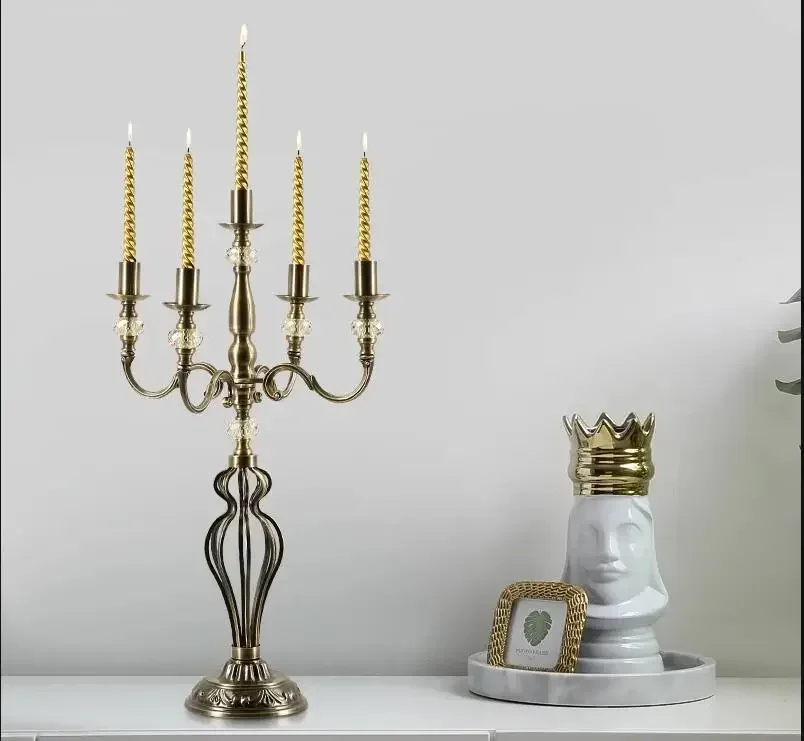 European-style Metal Wrought Iron Candlestick Ornaments Retro Romantic Candlelight Dinner Decoration Luxury Home Decoration