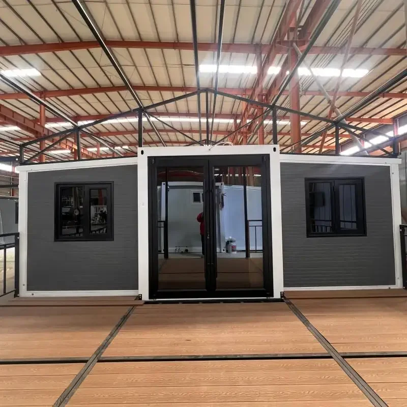 Prefabricated Container House 36㎡ 72㎡ Customized Container House 20ft 40ft Expandable Folding House Container Home for Italy