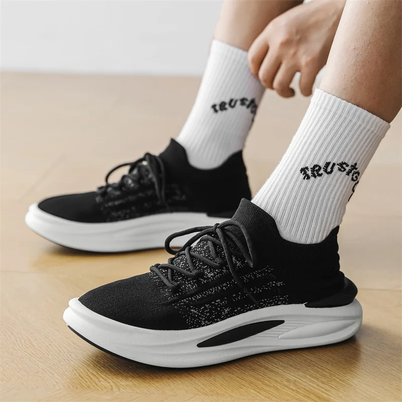 New Round Head Net Shoes Men Casual Shoes Lazy People A Slip-on Front Lacing Travel Breathable Flat Leisure Men's Sport Sneakers