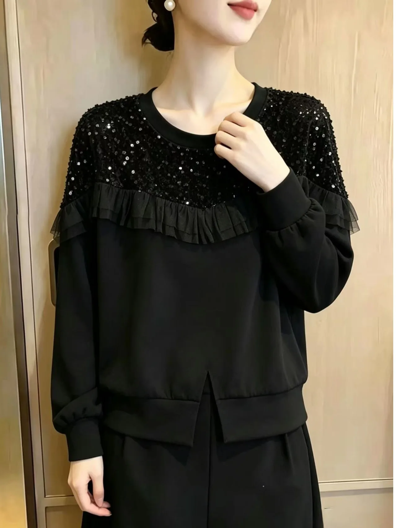 Loose Long Sleeve Hoodless American Style Women's Sweatshirt Black round Neck Sequin Patchwork Top for Autumn Winter