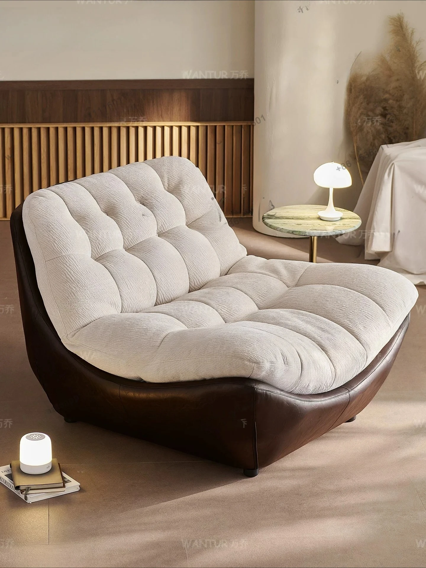 

minimalist leisure chair light luxury fabric single sofa chair living room arc high sense