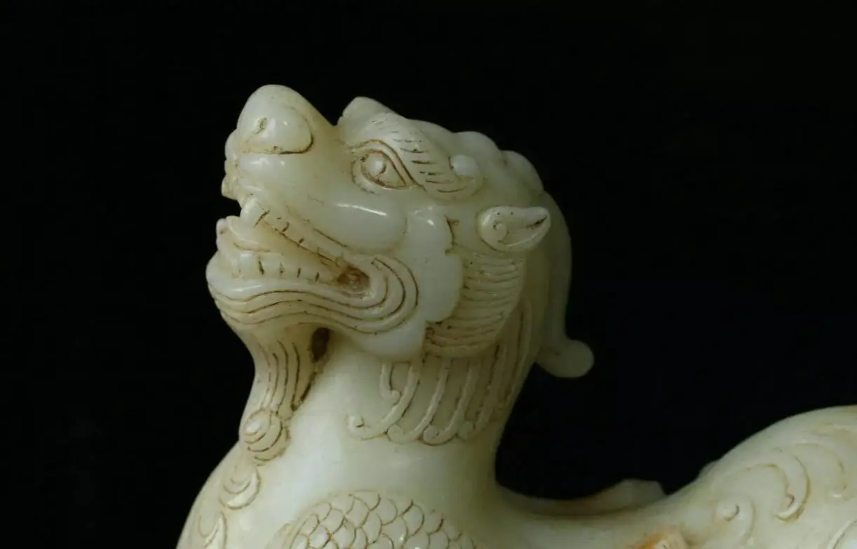 Old Chinese Natural White Jade Carved Wealth Fly Dragon Beast Statue Sculpture