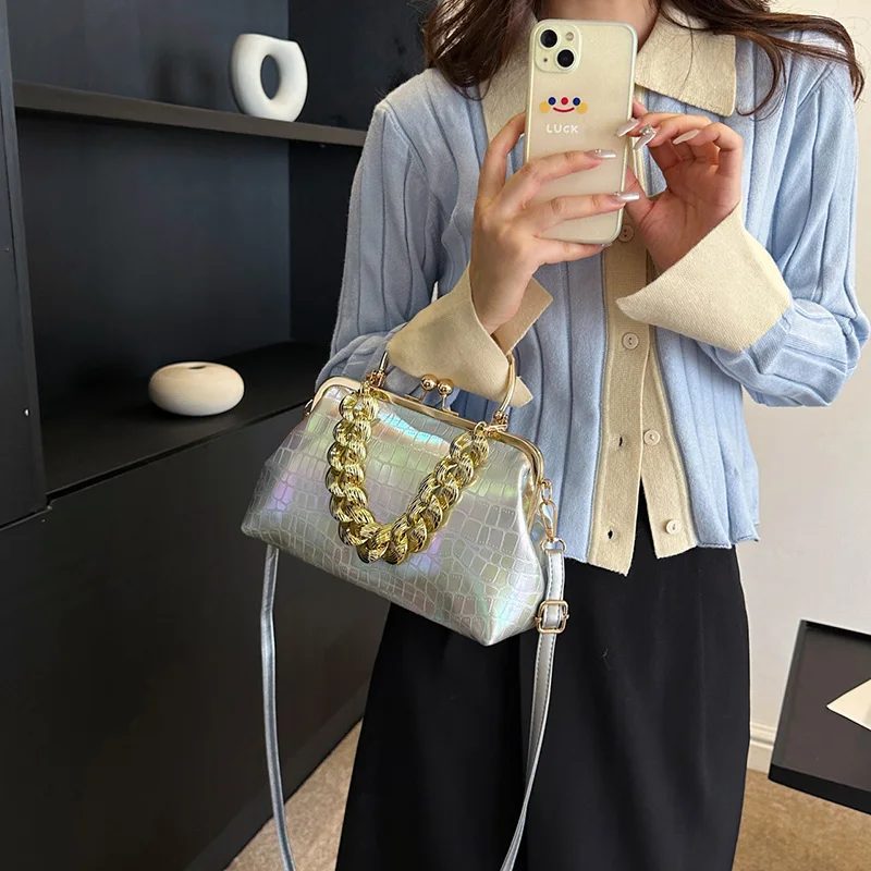 2024 Luxury Women\'s Chain Shoulder Bags Gold PU Leather Stone Pattern Shell Clip Designer Handbag And Purse Party Wedding Clutch