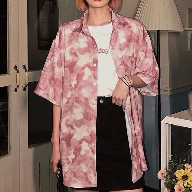Antique Style Tie-dye Short-sleeved Shirt for Women in 2025 Spring and Summer New Loose Hong Kong Style Niche Design Versatile