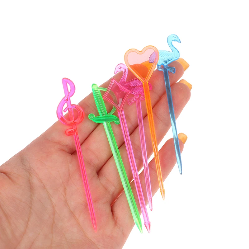 50Pcs Heart Shaped Plastic Buffet Sticks For Fruits Cocktail Snack Food Forks Tableware Barware Kitchen Accessories