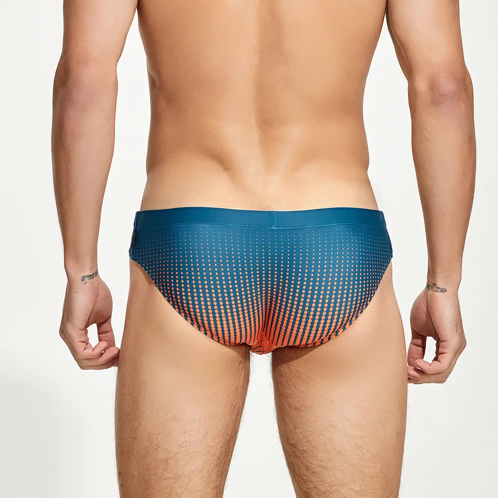 Seobean   Men's low-waisted swimming trunks beach hot spring men's swimming suit gradual change dry triangle low-waisted swimmin