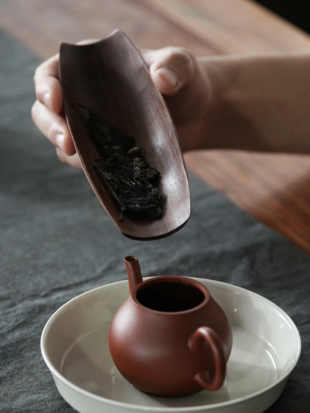 

Чайная ложка ручной работы из орехового дерева, аксессуары для чайной церемонии, китайский стиль, для использования в помещении, с ретро-узором, для набора для чаепития Гунфу, чайная лопатка, чайная ложка-черпак