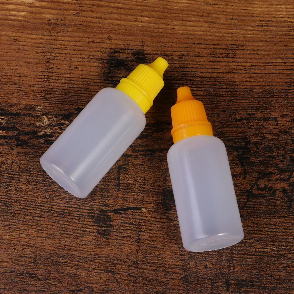 

30pcs 20Ml Empty Eyedrops Bottle Squeezable Dropper Bottles Plastic Refillable Liquid Dispenser Leakproof Portable Sealing Caps