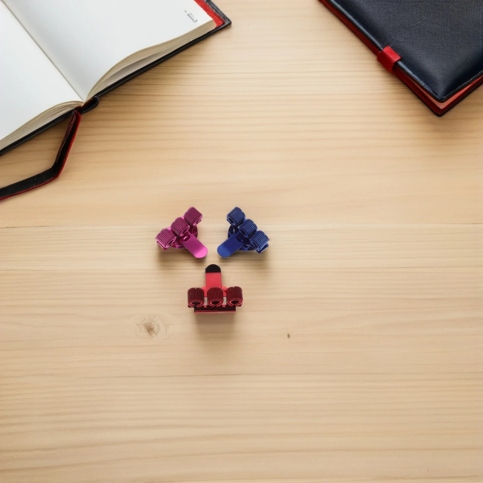 

3pcs Triple Pen Holders Metal Clip For Clipboard Notebook Pocket Nurse Accessories Manganese Steel Pen Holder Organizers Medical