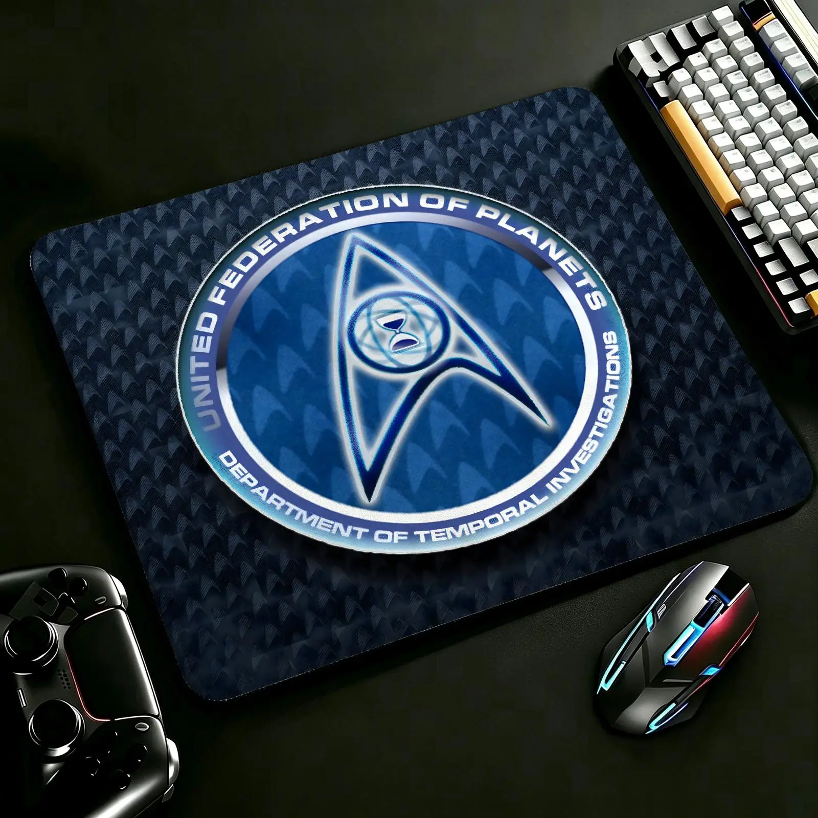 Mouse Pad Compact S/M‑L E‑Sports Pad, Star Trek Tough Stitched Border for Lightweight Portable Laptop and Office Gaming