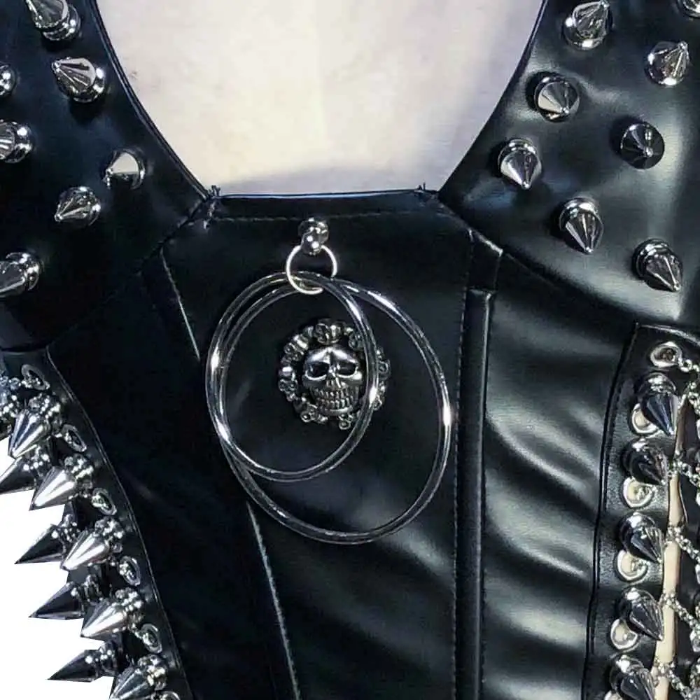 Goth Tops Gothic Tank Spiked Emo Clothing Boho Women's Festival Bra Sexy Grunge Y2K T-shirt Punk Rock Clothes with Spikes
