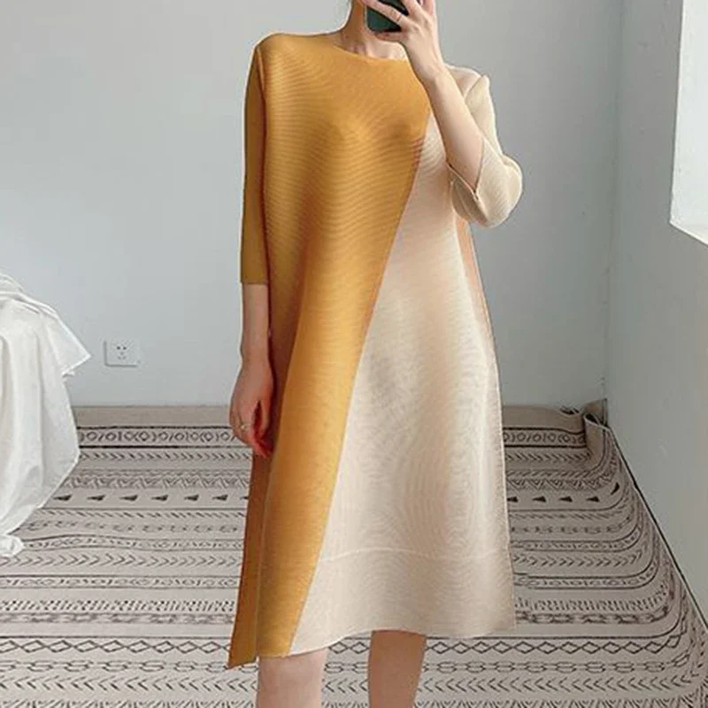 فستان مطوي فساتين سهرة أنيقة للنساء صيفي فاخر من قطعة واحدة لحفلات الزفاف للضيوف جديد في الفستان