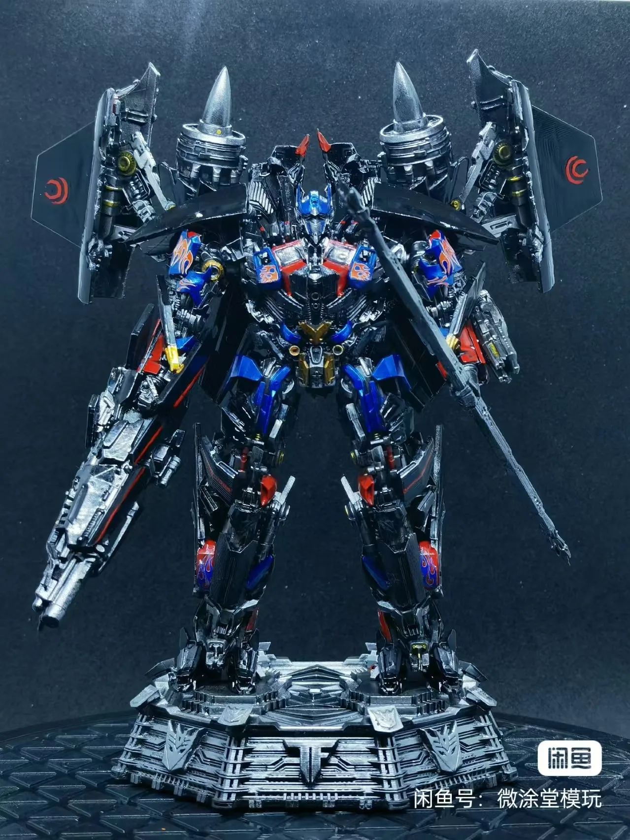 Postać filmowa Autobot Optimus Prime Nieporuszający się model Malowana statua Statua o wysokości 15 cm