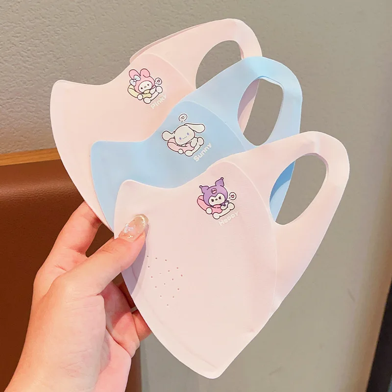 Miniso เด็กฤดูร้อนใหม่ Kuromi Sanrio ตาข่ายระบายอากาศผ้าไหมน้ําแข็งหน้ากากเด็กนักเรียนครีมกันแดดครีมกันแดดหน้ากาก