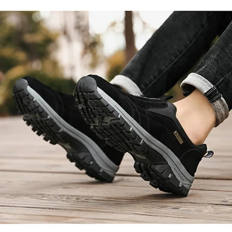 

2025 fashion Men's non-slip casual sports shoes wear-resistant hiking shoes Outdoor comfortable flat walking shoes for men