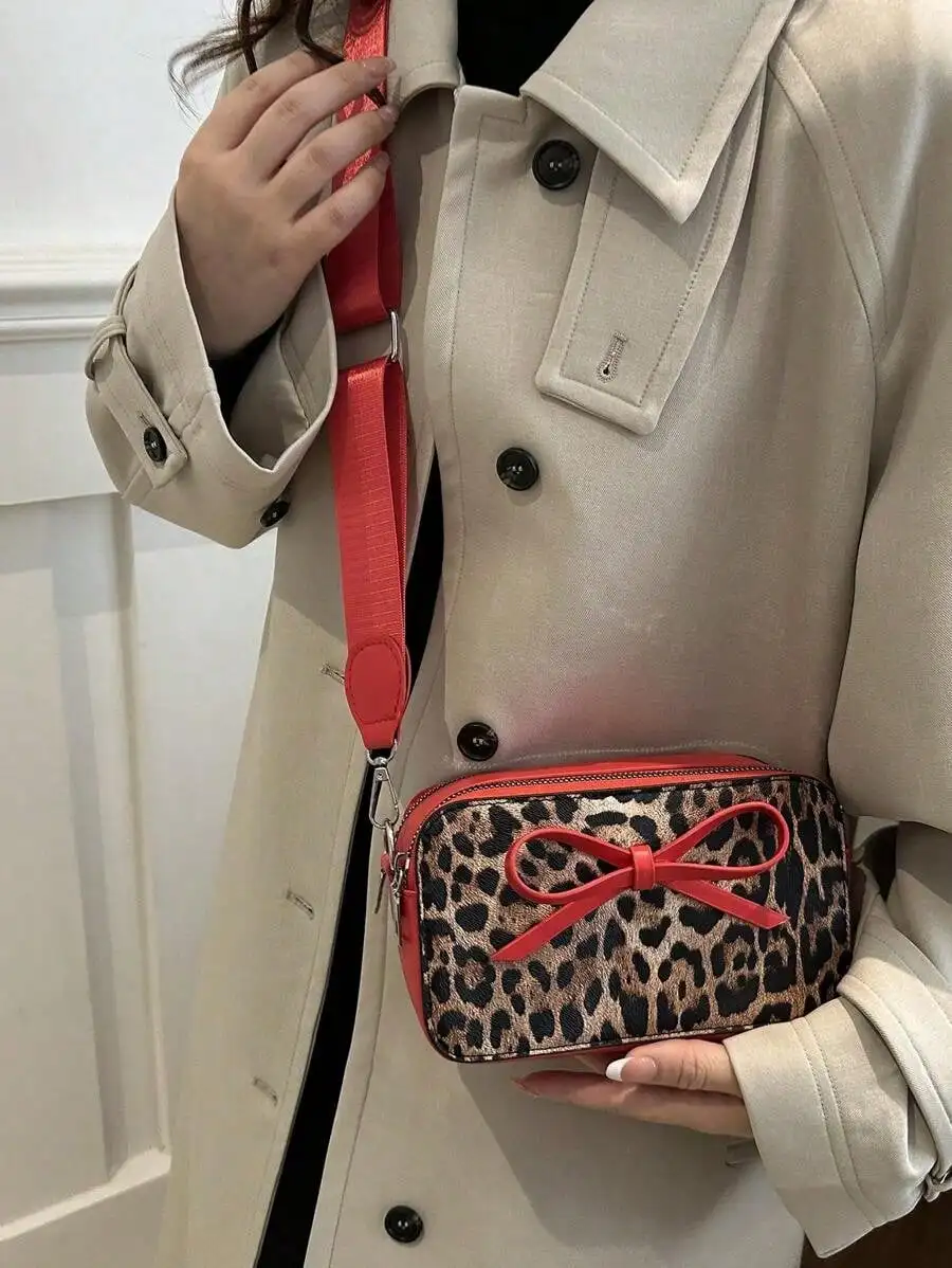 حقيبة كتف صغيرة بلون الحلوى على شكل الفهد - حقيبة كروس/كاميرا/مستحضرات تجميل معدنية للفتيات #3