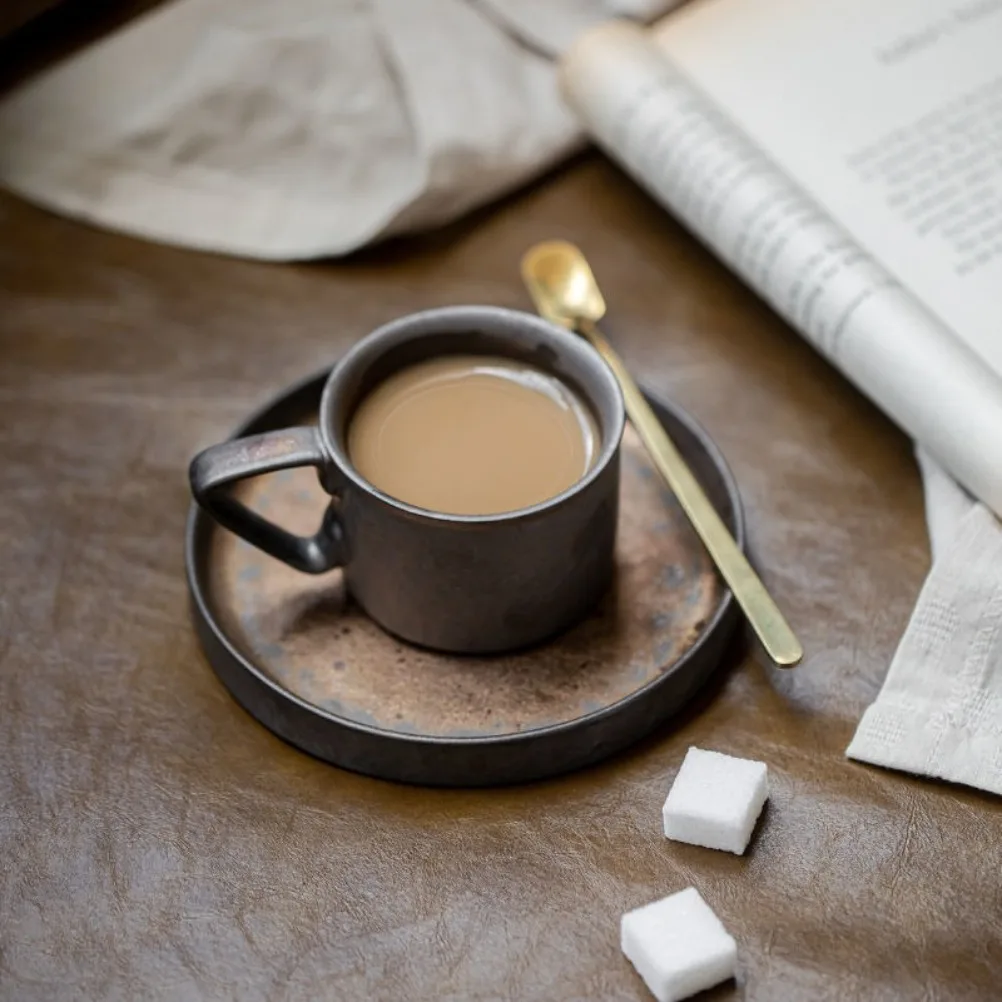 

Винтажный набор японских чашек, набор керамических кофейных чашек, позолоченные глазурованные персональные чашки, маленькая простая чашка для воды, кухонные принадлежности