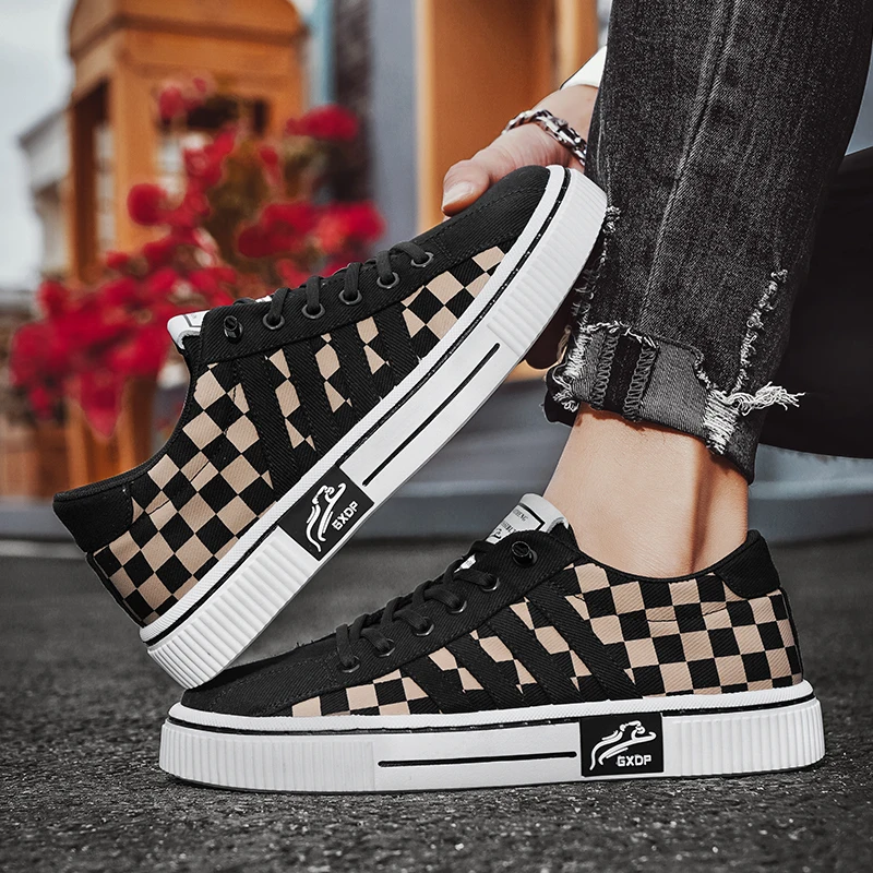 Heren zomer 2025, nieuwe ademende outdoor-casual schoenen, lichtgewicht sportcanvas skateboardschoenen voor heren