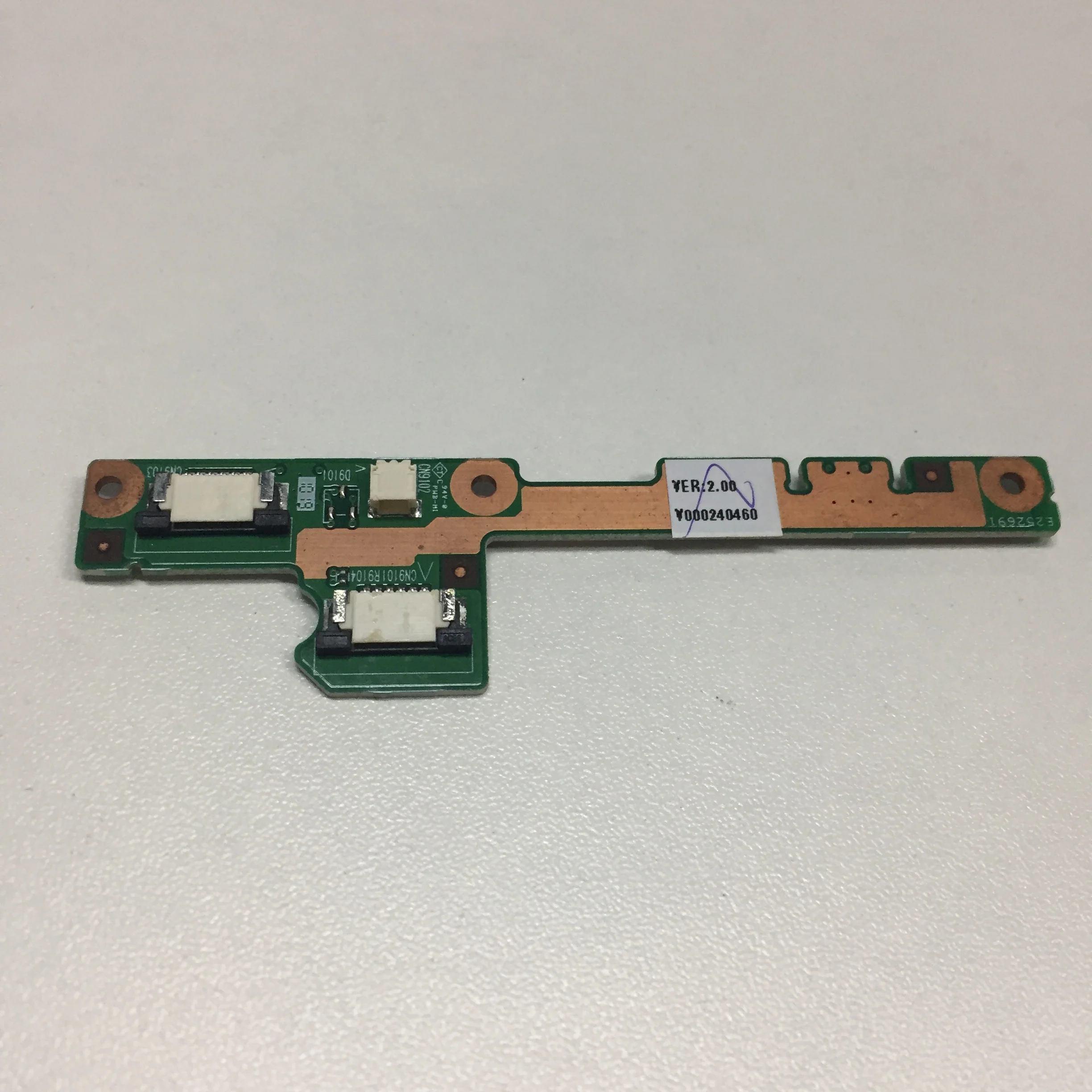 

V000240460 6050A2347801 OEM Toshiba batouchpad W-CABLE SATELLITE L630 (класс A) (CB46)