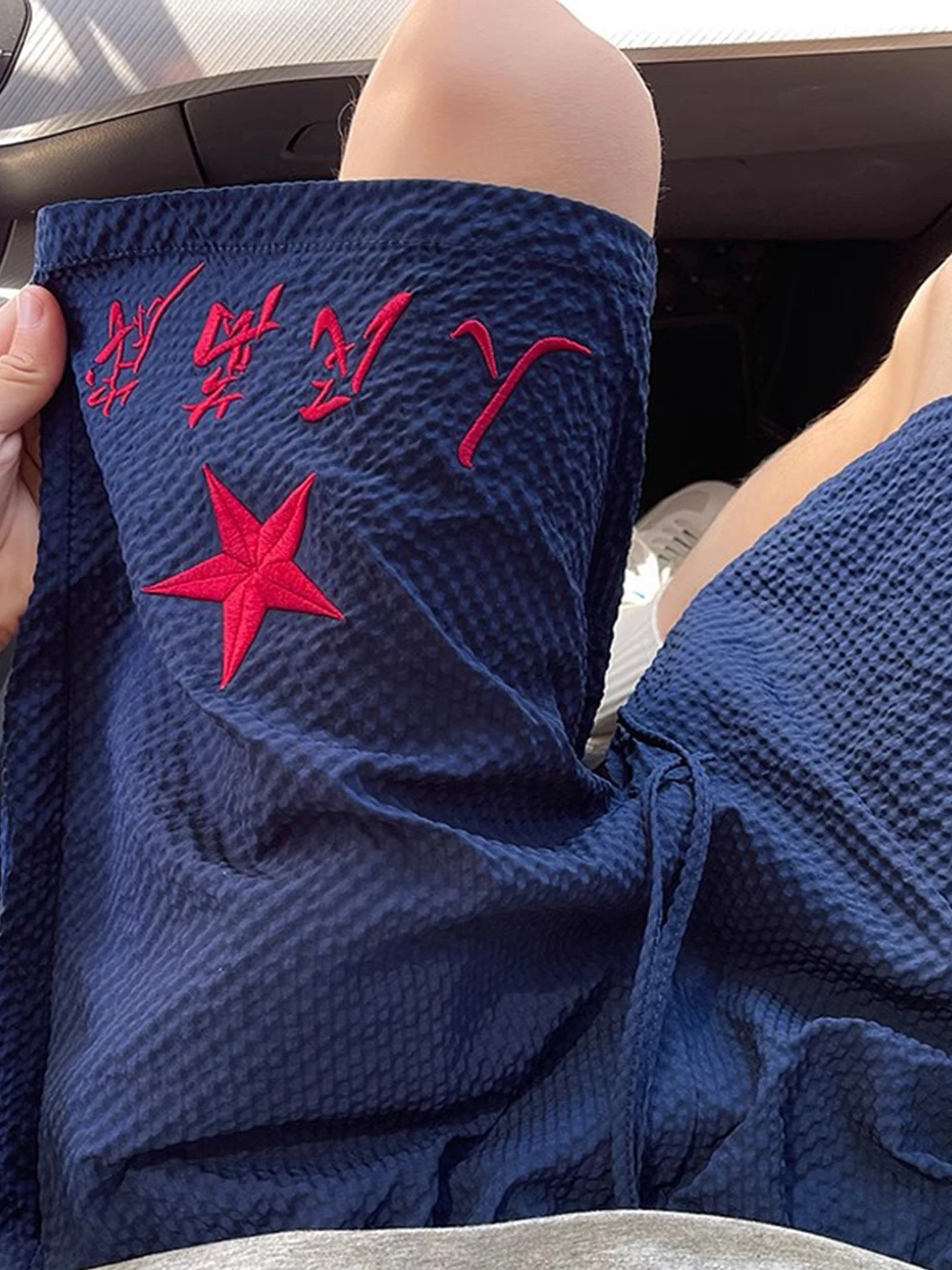 

Мужская летняя уличная одежда: вышитые спортивные шорты из быстросохнущей ткани, свободный крой, средняя/низкая талия, для молодежи