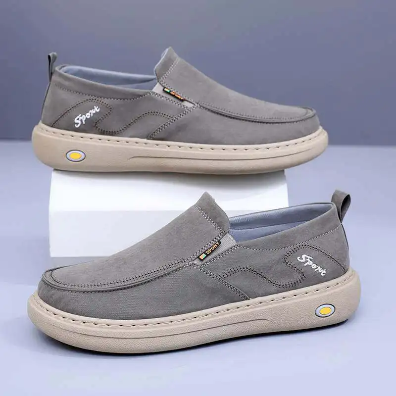 new-2026-soft-bottom-comfortable-old-beijing-canvas-slip-on-shoes-anti-slip-breathable-casual-footwear-for-men-and-women