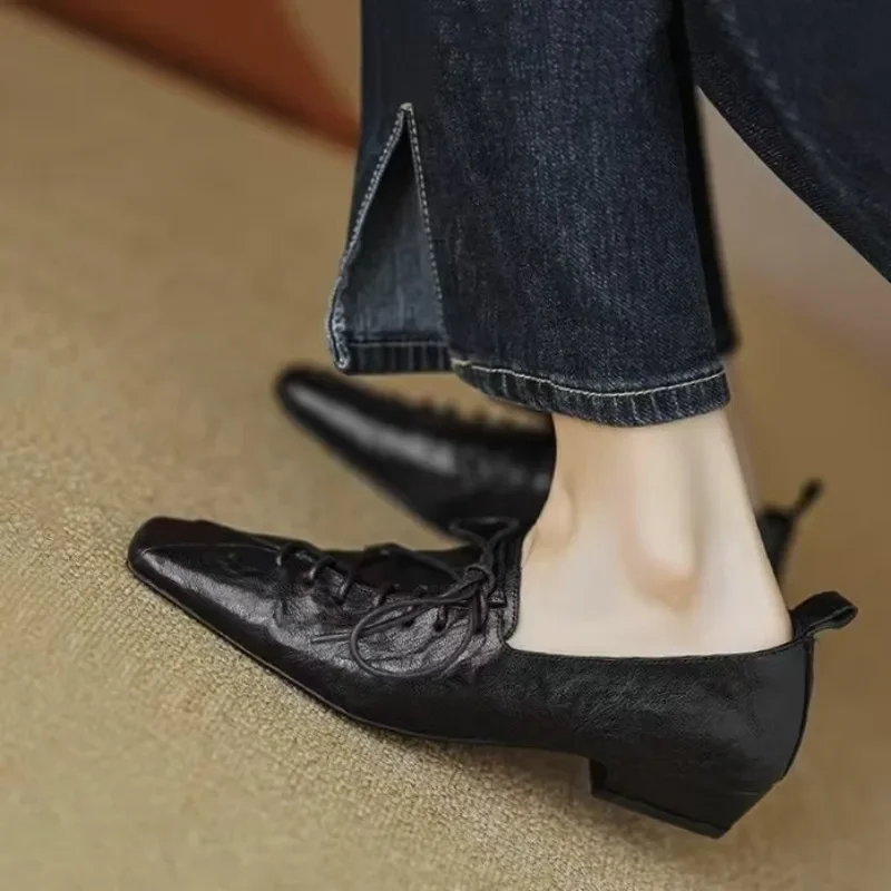 الرجعية أحذية مسطحة بكعب منخفض بني أسود تنوعا لينة سوليد الدانتيل يصل أحذية من الجلد الصغيرة الربيع/الصيف جديد 2025 أحذية نسائية #4