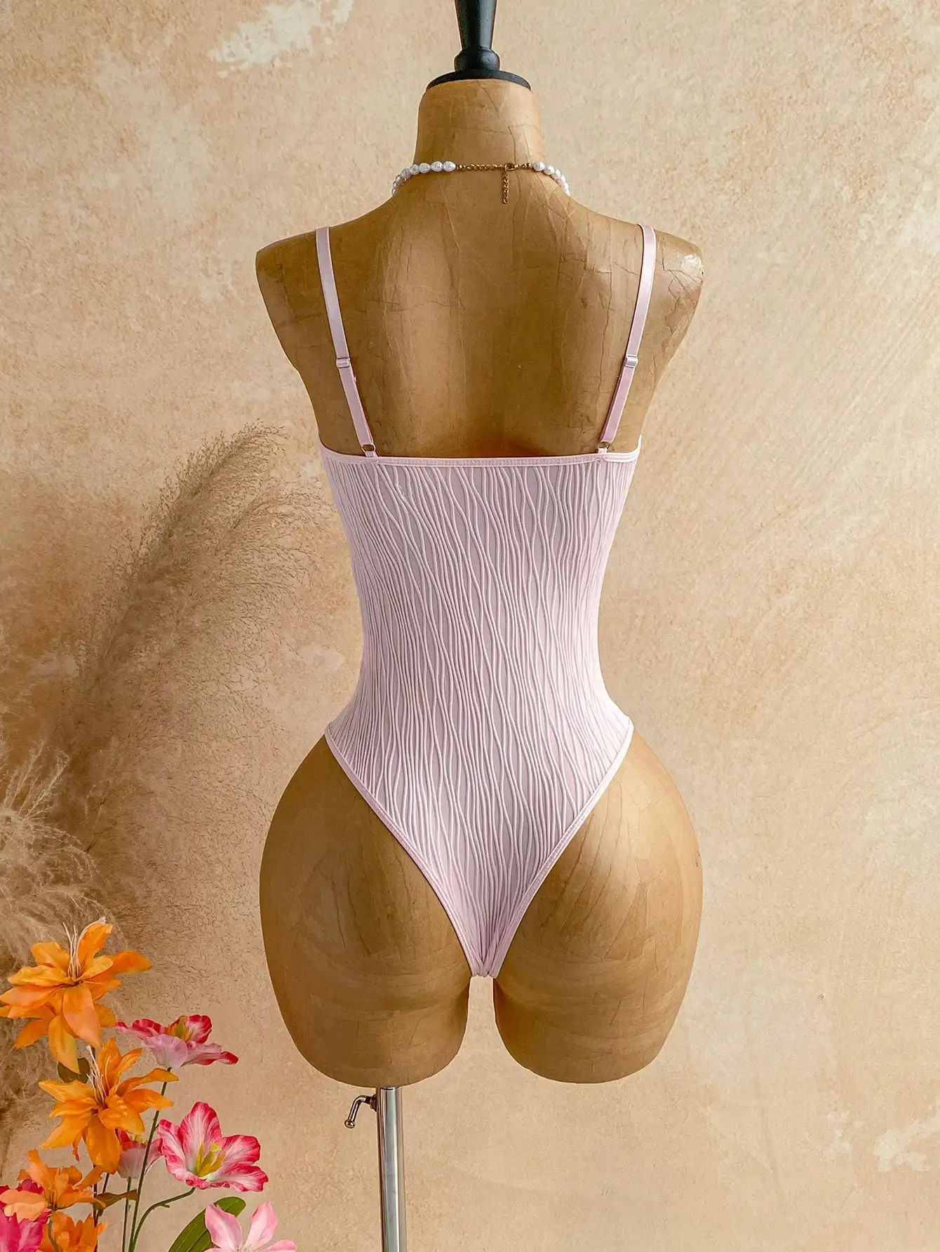 Light Pink Pearl Strap Underwire Bodysuit, Molded Cup Shell Seductive Boho, Summer Vacation Date Party Beach Cami for Women