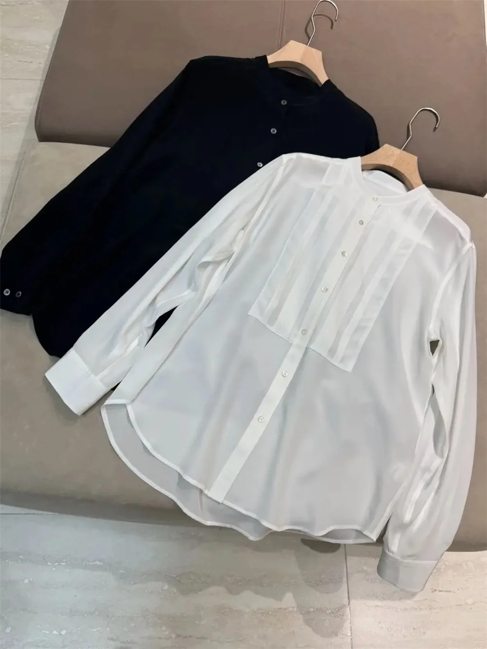 

2025 Spring Summer Women's Black White Casual Blouse O-Neck Long-Sleeved Comfortable Shirt