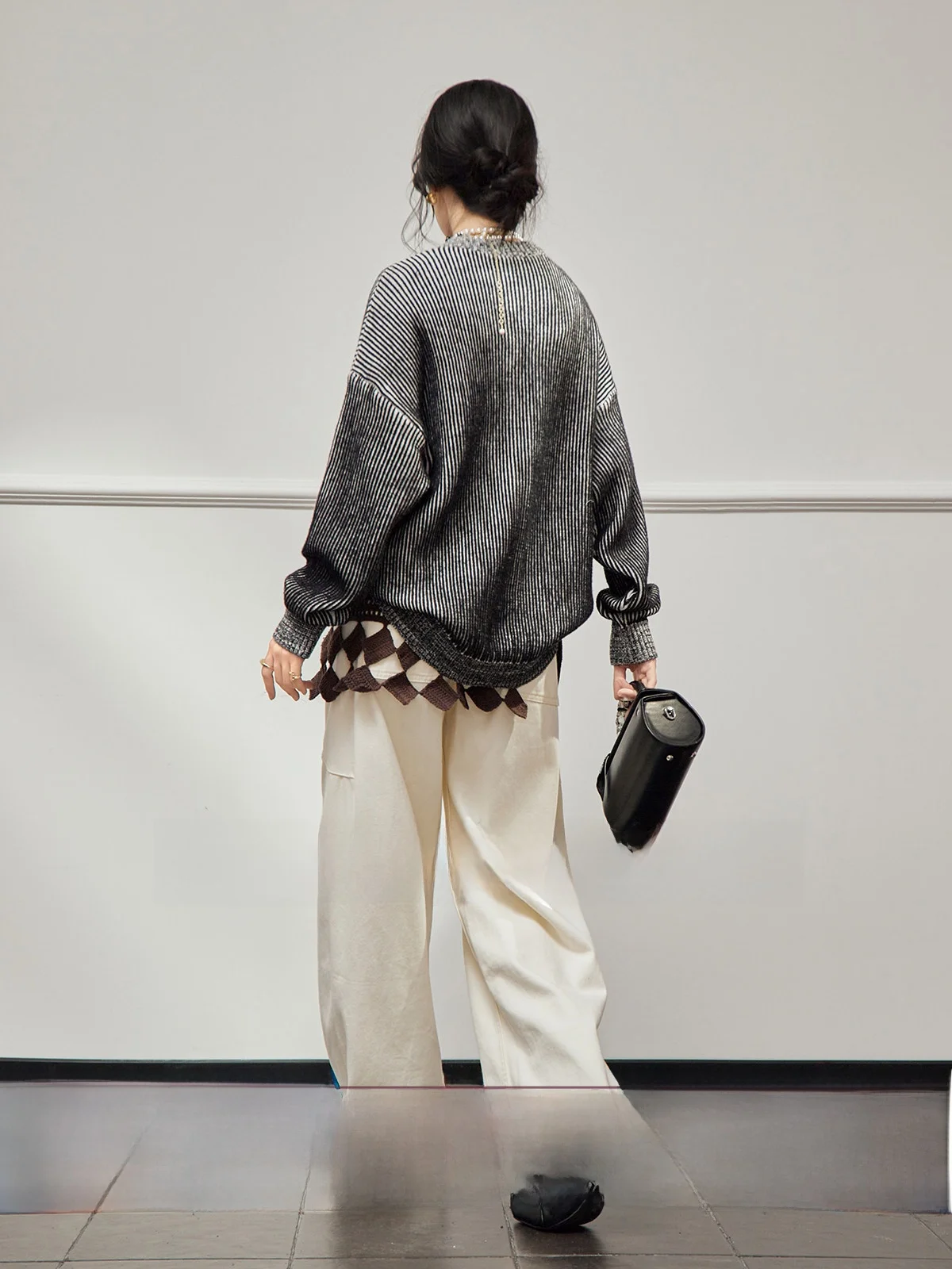 

Вязаный свободный свитер Bla для женщин, осенняя новинка, с вышивкой в виде леопардового хвоста и полосками, модный повседневный стиль