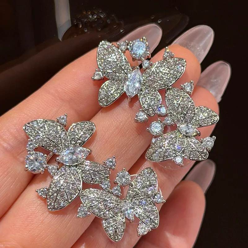

Korean Light Luxury Zircon Flower Fashionable Elegant Fringed Earrings