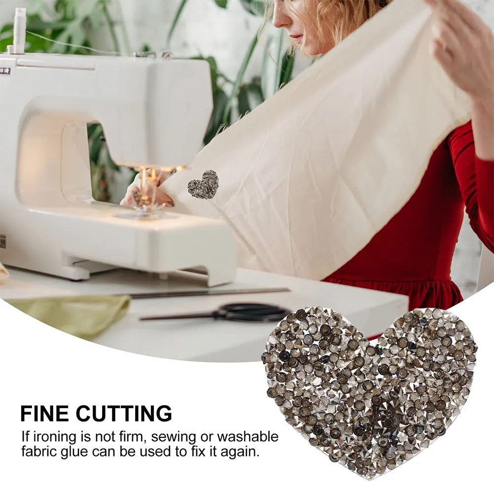

10pcs Heart Shaped Hot Fix Rhinestone Patches DIY Clothing Appliques Garment Accessories Shiny Decorations Minigrey