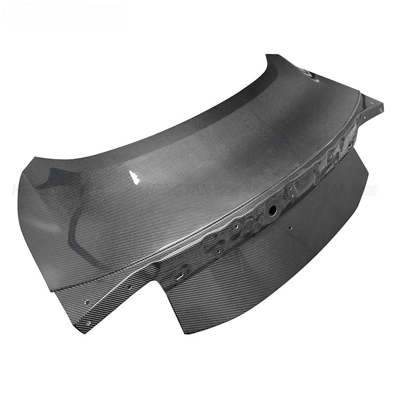 

Suitable for Ford Mustang Mustang 2024 + Carbon Fiber Modified Original Tail Cap Trunk Cap Tail Cap