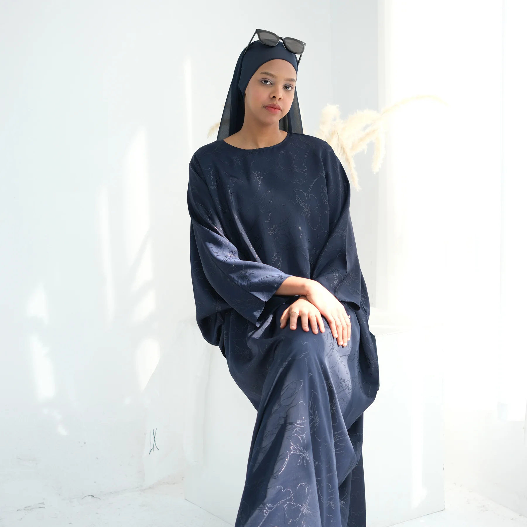 

Eid Abayas for Women Muslim Hijab Dress Dubai Abaya Kaftan Turkey Caftan Marocain Femme Robe Islam Jalabiya Ramadan Party Gown