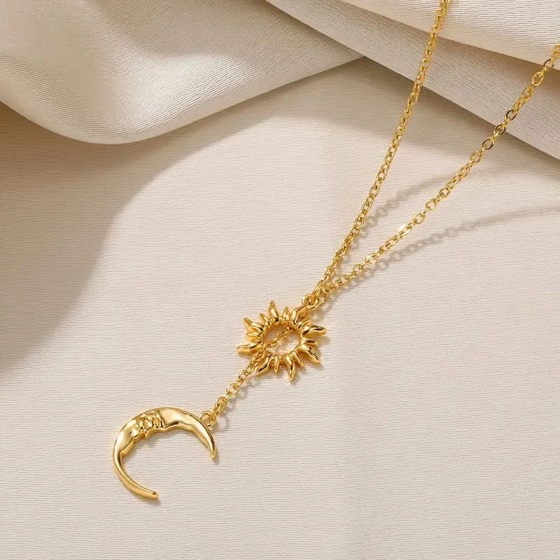 Fashion Shiny Geometric Sun Pendant Necklace Simple Versatile Crescent Moon Choker Chain for Women KOFSAC