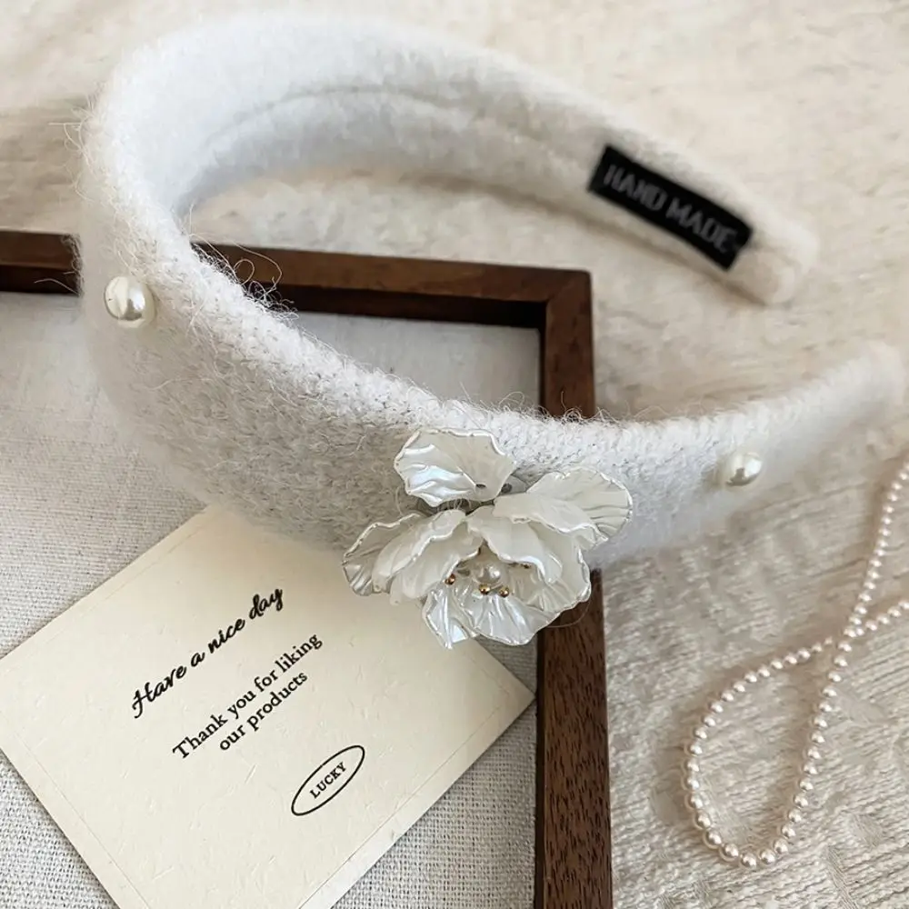 

Korean Style Flocking Flower Headband Sweet Exquisite Floral Pearl Hair Hoop Non-Slip Vintage Wide Edge Hairband Lady