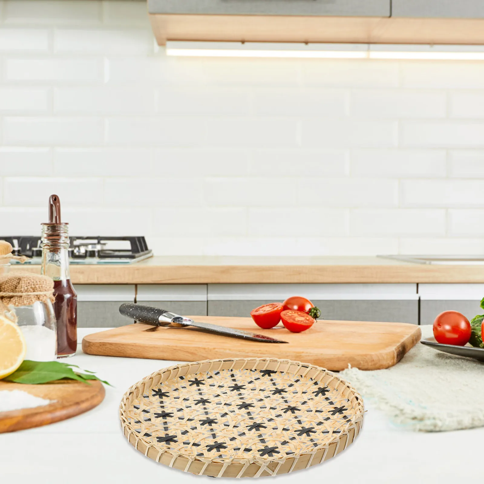 

1pc Handmade Bamboo Snack Round Woven Serving Tray for Fruits Desserts Reusable Eco-Friendly Decorative Plate Bamboo Basket Tray