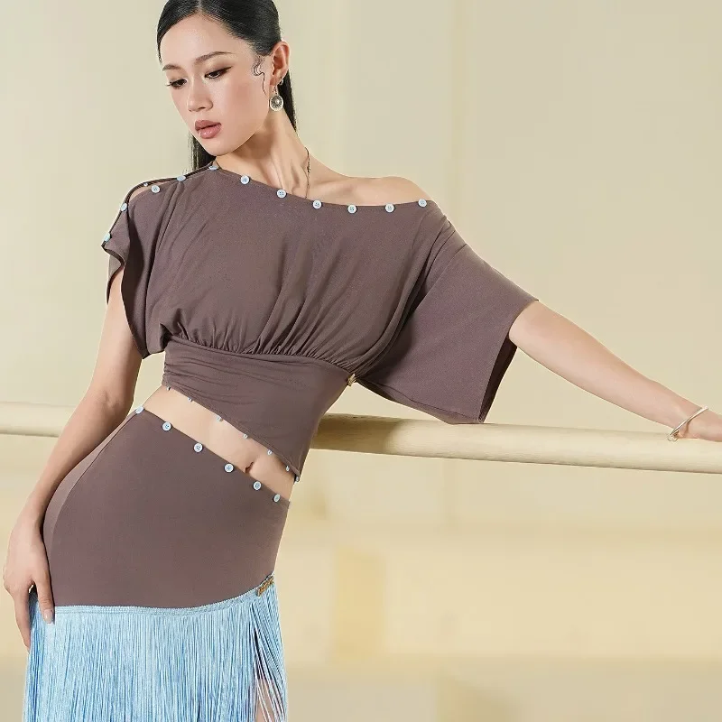 Customized UDANCE Latin Dance Dress 2026 New Female Adult Daily Practice Dress Color Contrast Tassel Set A136
