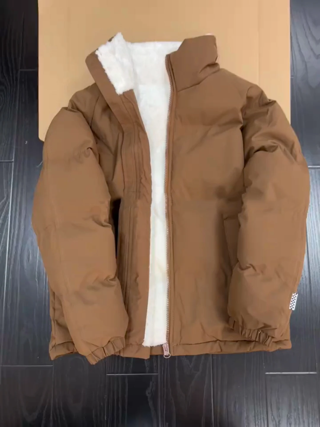 

Коричневое утепленное пальто из хлопка с воротником-стойкой и подкладкой из овечьего флиса для мужчин, модель Cleanfit