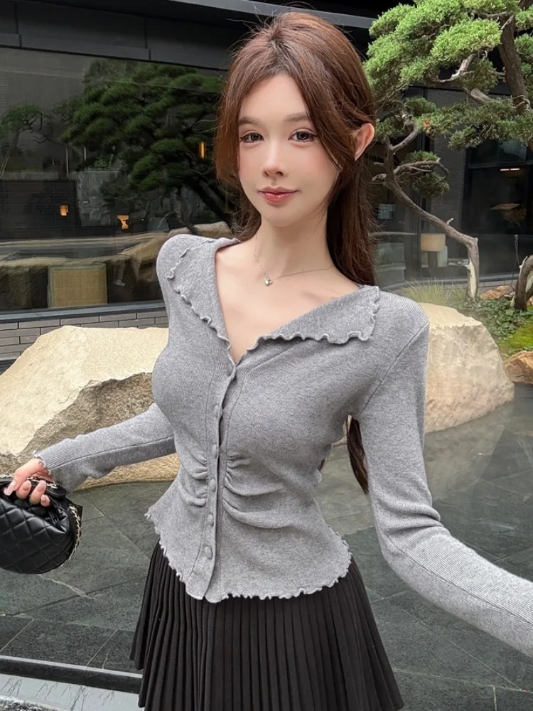 

Elegant Grey Knitted Open Cardigan Women's Autumn Winter V-Neck Base Shirt Inner Wear High-End Feeling Long Sleeve Top
