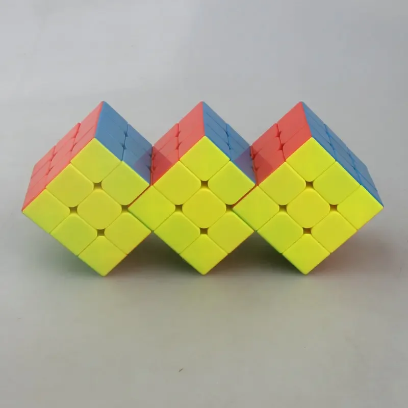 ثلاثة مكعبات معًا ضمادات CubeTwist الثلاثي 3x3 الملتصقة المكعب السحري لغز لعبة اللعب ملصقات سوداء بدون ملصقات
