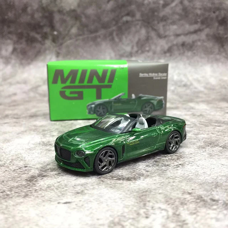 

MINI GT 1:64 Benty Mulliner Bacalar Alloy Die-cast Vehicle Model Car- Scarab Green #492 LHD