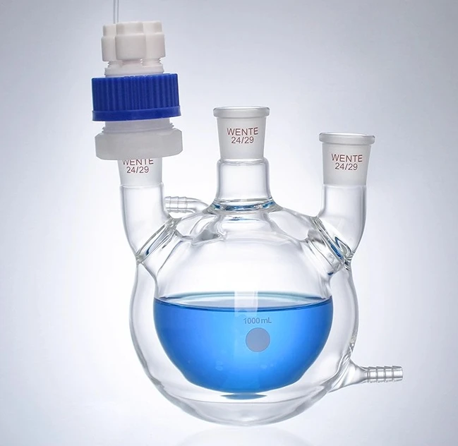 Double layered jacketed ground neck flask/reaction flask