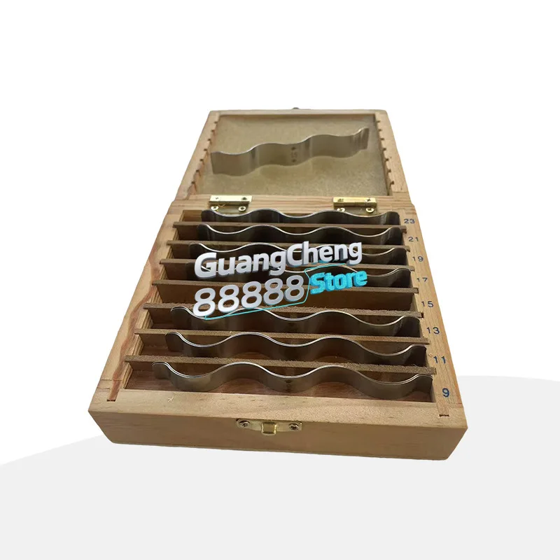 Metric corrugated parallel horns, imperial nine pairs, machine mattress irons, parallel gauge blocks