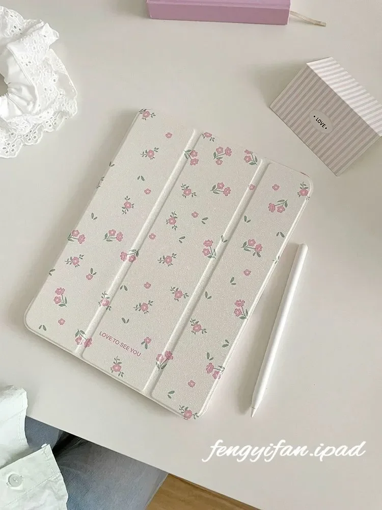 

Pink Flowers Fill Screen Exquisite Cute Mirror For iPad Case iPad Pro 11 13 Air 7 10 9 8 Mini 6 Tri-Fold Protective Cover
