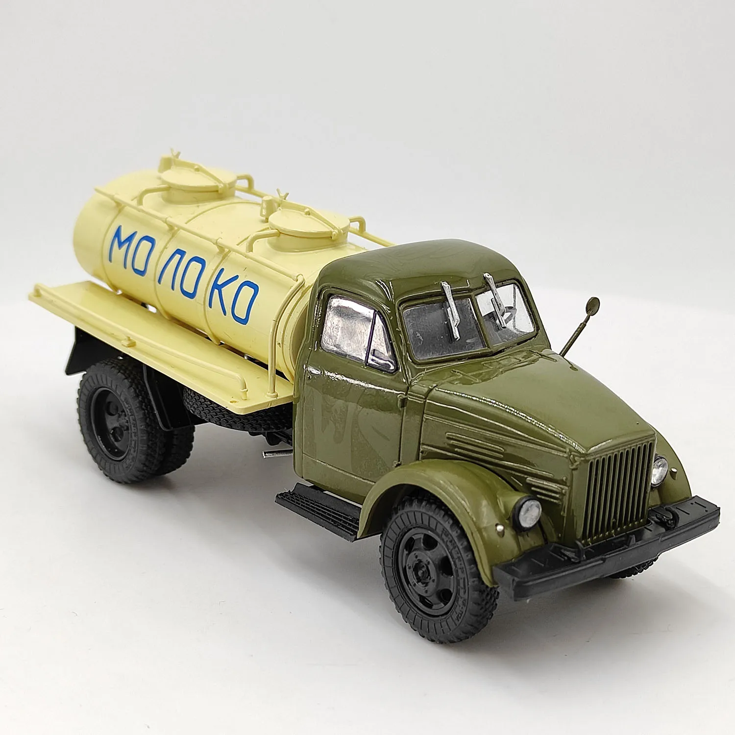 Diecast 1/43 Scale 1950s Soviet City Milk Transporter ACPT-1,8 Alloy Model MODIMIO Model Collectible Toy Gift Souvenir Display