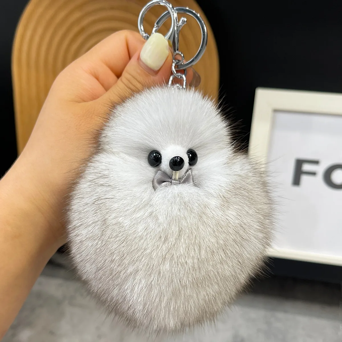 Real Fox Fur Keychain Natural Plush Pom Pom Ball Women\'s Bag Pendant Luxury Car Key Ring Metal Pendant Cute Key Chain Girl Gift