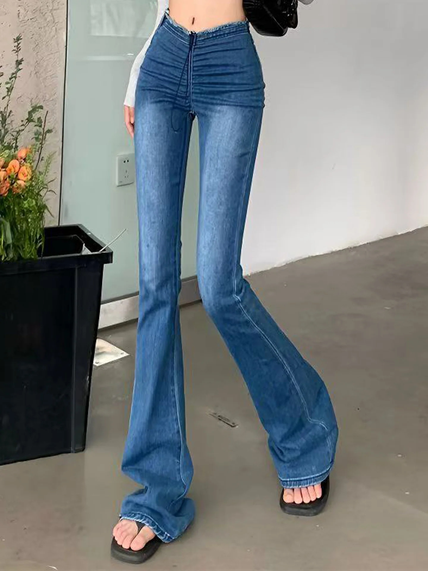 

Slim Fit High Waist Bell Bottom Jeans Women's Elastic Ripped Hem Denim Pants mid Stretch Straight Leg Trousers for Ladies