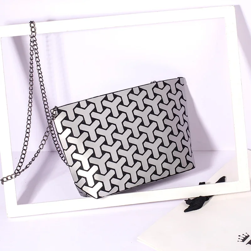 Women Chain Shoulder Bag sac Fashion Geometric Messenger Bags Plain Folding Crossbody Bags for women Clutch evening bag bolso