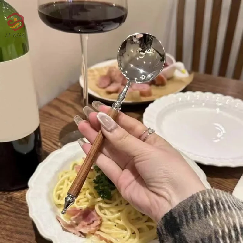 

Stainless Steel Round Spoon Net Red Golden Dinner Long Handle Stirring Dessert Spoons For Kitchen Accessories Gadgets